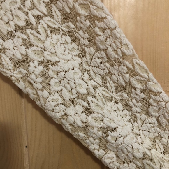 FOREVER 21 Dress. - Picture 3 of 4